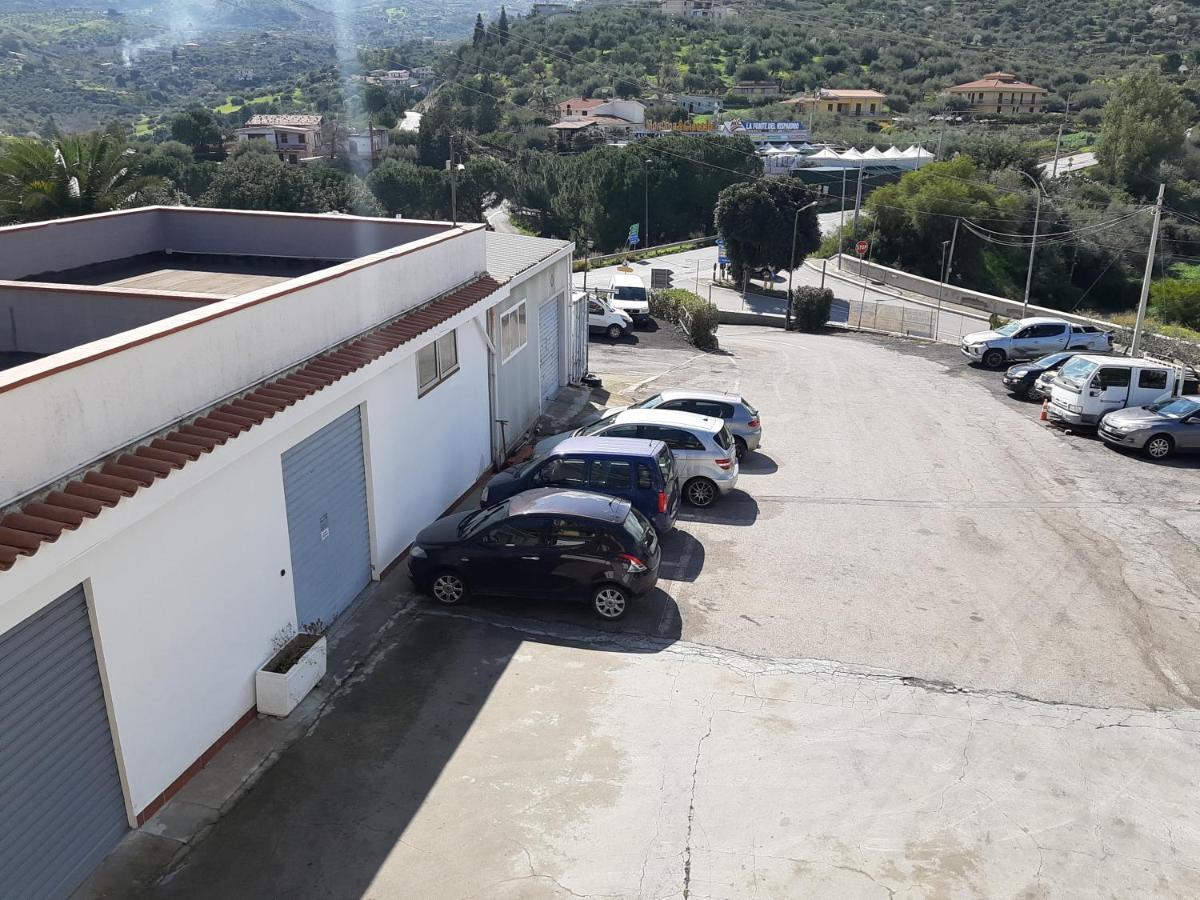 Il Moro Di Sicilia Apartment Termini Imerese Luaran gambar